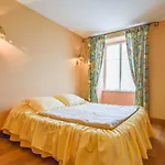 Hotel Domaine D'essendiéras Saint-Médard-dʼExcideuil