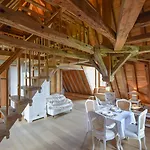 Hotel Domaine D'essendiéras Saint-Médard-dʼExcideuil