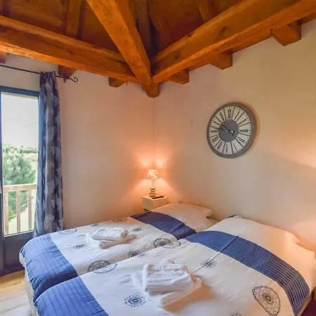 Hotel Domaine D'essendieras Saint-Médard-dʼExcideuil