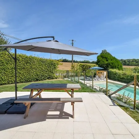Domaine D'essendieras Hotel