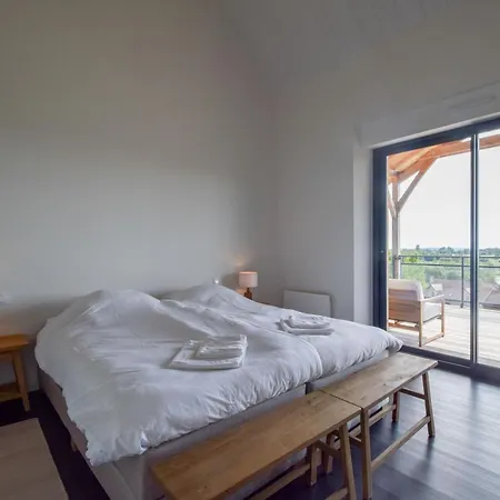 Domaine D'essendieras Hotel 3*