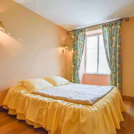 Hotel Domaine D'essendiéras Saint-Médard-dʼExcideuil