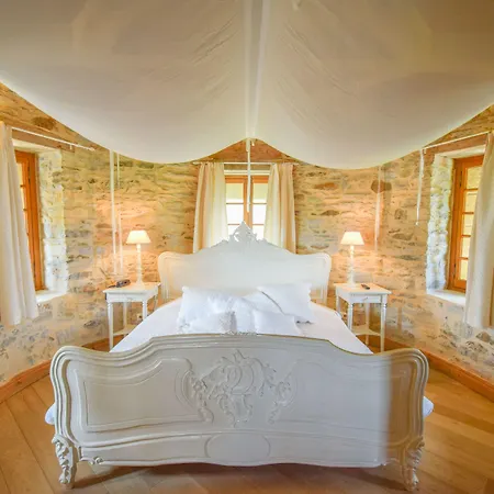 Domaine D'essendiéras 3* Saint-Médard-dʼExcideuil