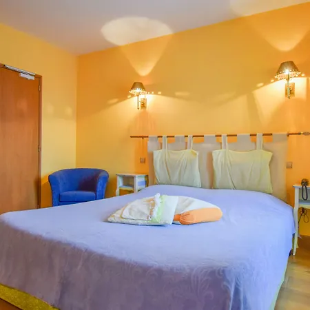 Domaine D'essendiéras Hotel Saint-Médard-dʼExcideuil
