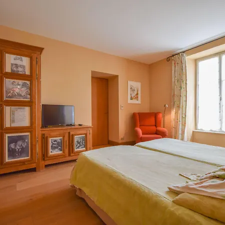 Domaine D'essendiéras Hotel