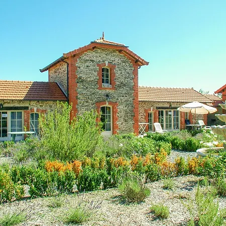 Domaine D'essendieras 3*