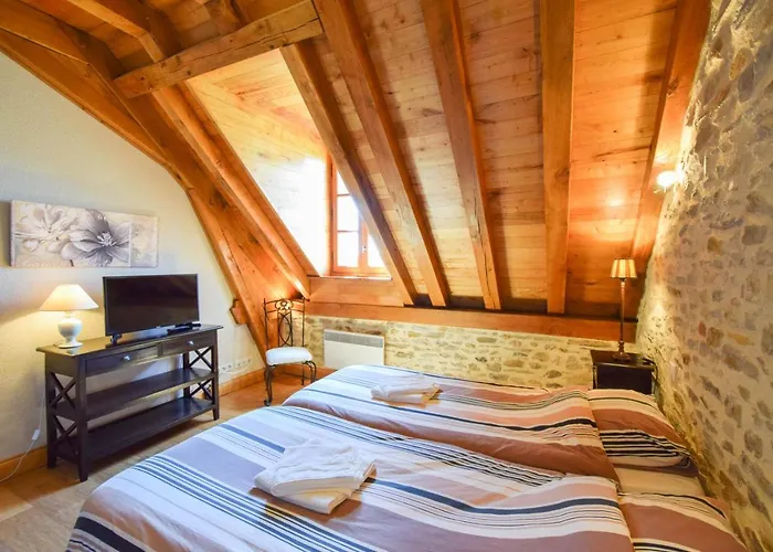 Hotel Domaine D'essendieras 3*