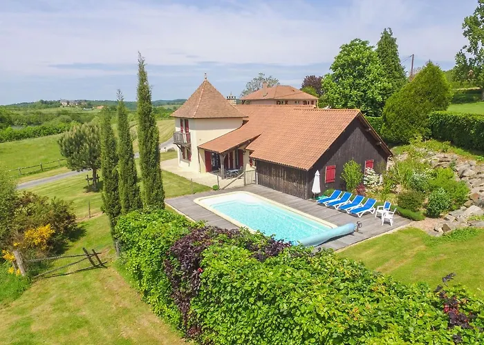 Hotel Domaine D'essendieras Saint-Médard-dʼExcideuil