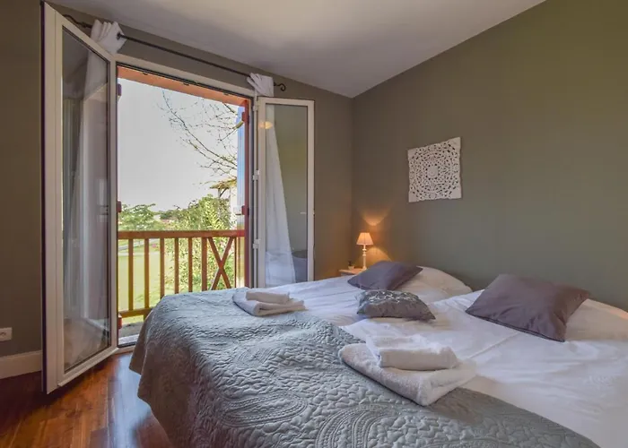 Domaine D'essendieras 3* Saint-Médard-dʼExcideuil