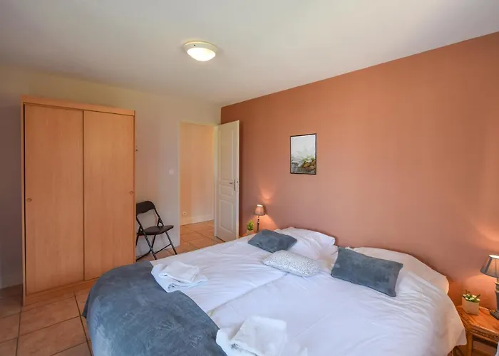 Hotel Domaine D'essendieras 3*