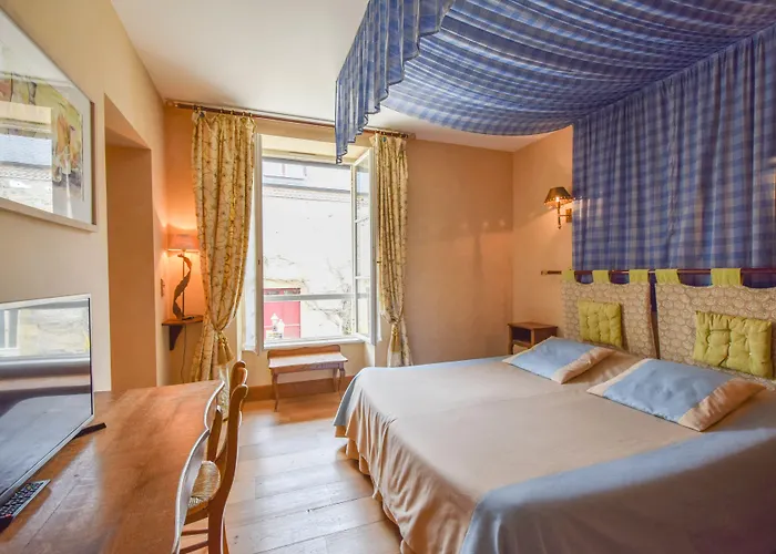 Domaine D'essendieras Hotel Saint-Médard-dʼExcideuil