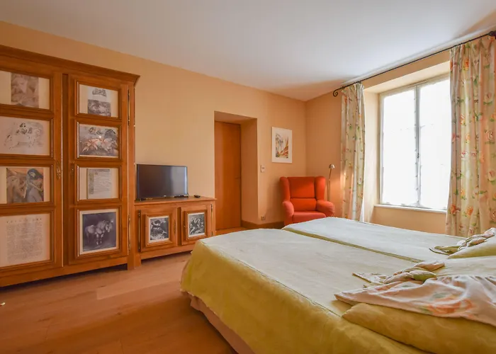 Domaine D'essendieras Hotel