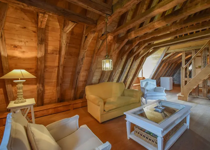 Domaine D'essendieras Hotel 3*